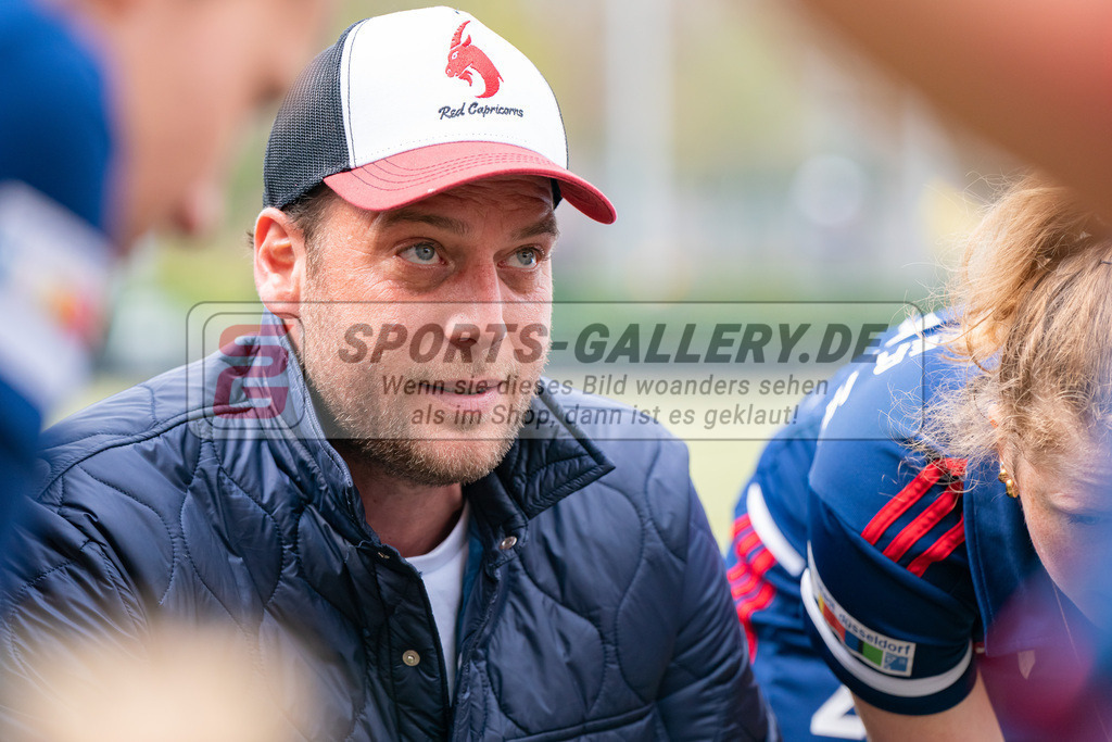 HK_20230416_901627 | 1. Bundesliga Damen Düsseldorfer HC - Rot-Weiss Köln am 16.4.2023 DHC Düsseldorf, Düsseldorf , Nico Sussenburger ( Trainer Düsseldorfer HC )