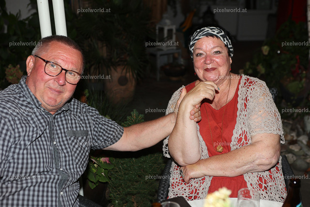 Modern Stockings beim Kreuzwirt | Bildershop von pixelworld.at - Realisiert mit Pictrs.com