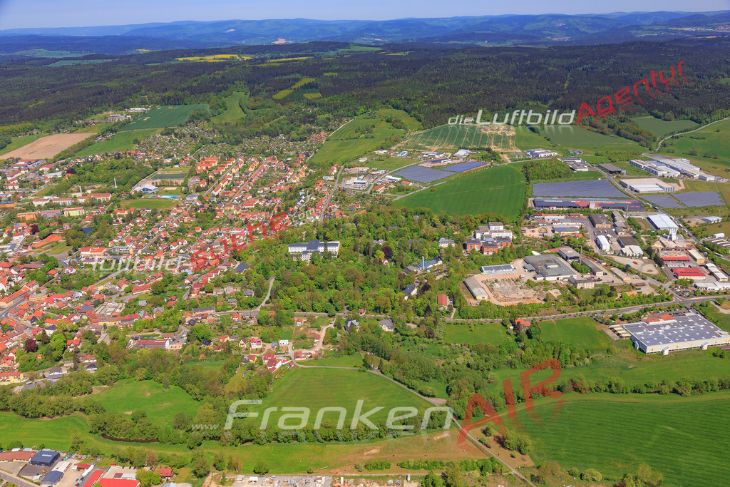 aktuelles Luftbild von  Hildburghausen - Luftaufnahme wurde 2018 von https://frankenair.de mittels Flugzeug (keine Drohne) erstellt.
