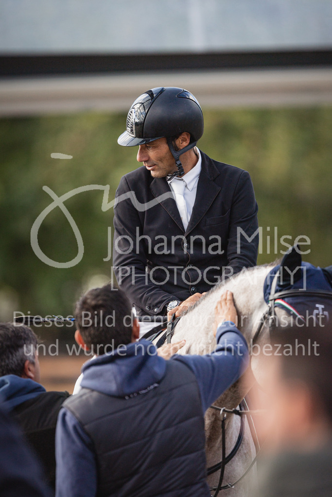 220925_Lanaken_5y-146 | Deine schönsten Turniermomente als professionelle Fotos! Entdecke hochwertige Pferdesport-Fotografie im Online-Shop. Jetzt Fotos finden & bestellen!