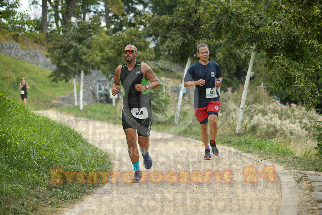 250824_1422_EX1_6005 | Sportfotografie im Rhein-Sieg Kreis, Köln, Bonn, NRW, Rheinland Pfalz, Hessen, etc. Unser Tätigkeitsfeld umfasst den Laufsport vom Volkslauf über den Marathon, Duathlon, Triathon bis zum Ultralauf wie Kölnpfad Ultra oder Schindertrail.
