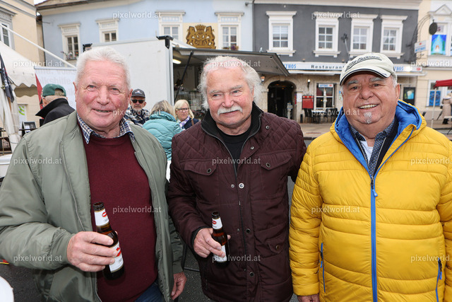 Faschingswecken am Hauptplatz Feldkirchen | Bildershop von pixelworld.at - Realisiert mit Pictrs.com