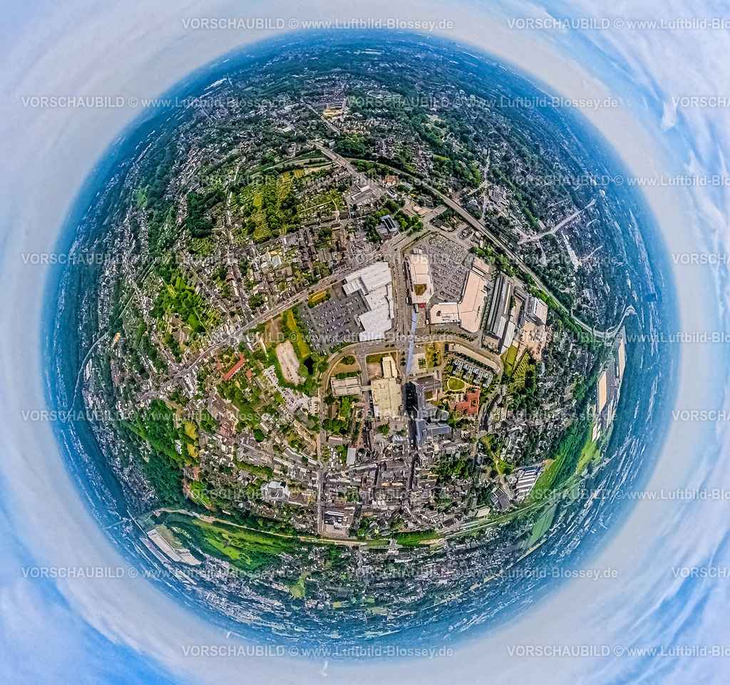 Oberhausen250590315Sterkrade | Luftbild, Ortsteil Sterkrade, Bahnhofstraße Einkaufszentrum Sterkrader Tor mit Parkplatz, Technisches Rathaus, Brücke der A516 Teutoburger Straße, Erdkugel, Fisheye Aufnahme, Fischaugen Aufnahme, 360 Grad Aufnahme, tiny world, little planet, fisheye Bild, Sterkrade Mitte, Oberhausen, Ruhrgebiet, Nordrhein-Westfalen, Deutschland