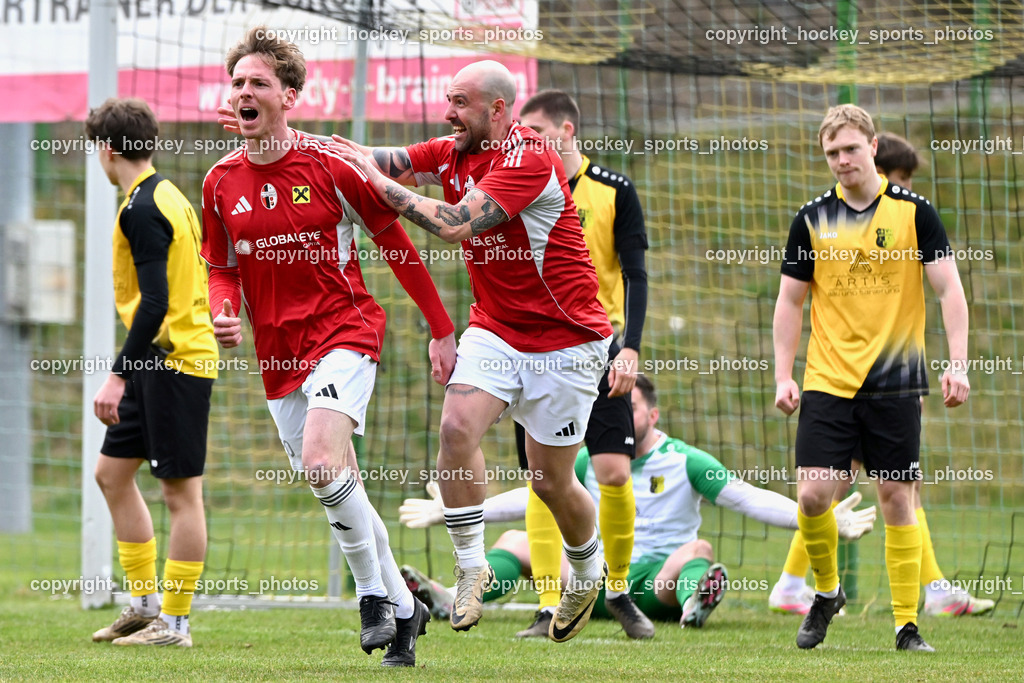 SV Arnoldstein vs. FC Union Sillian-Heinfels | Jubel FC Sillian Mannschaft, #20 Marco Ortner FC Sillian, #9 Denis Kerrniqi FC Sillian, #8 Ruairidh James Johnson SV Arnoldstein, #1 Moritz Zimmermann SV Arnoldstein, SV Arnoldstein vs. FC Union Sillian-Heinfels, SV Arnoldstein vs. FC Union Sillian-Heinfels am 29.03.2026 in Arnoldstein (Waldparkstadion Arnoldstein), Austria, (Photo by Bernd Stefan)