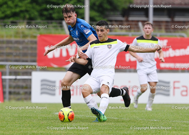 Fussball WFV Pokal Viertelfinale 20/21: SSV Reutlingen - TSG Backnang | Fussball WFV Pokal Finale A Junioren 2020/2021   25.07.2021OberligaSSV Reutlingen - SGV FreiburgFurkan Kemal Oezuedogru (re, SSV Reutlingen) gegen Daniel Frenzol (SGV Freiburg)FOTO: ULMER PressebildagenturxxNOxMODELxRELEASExx