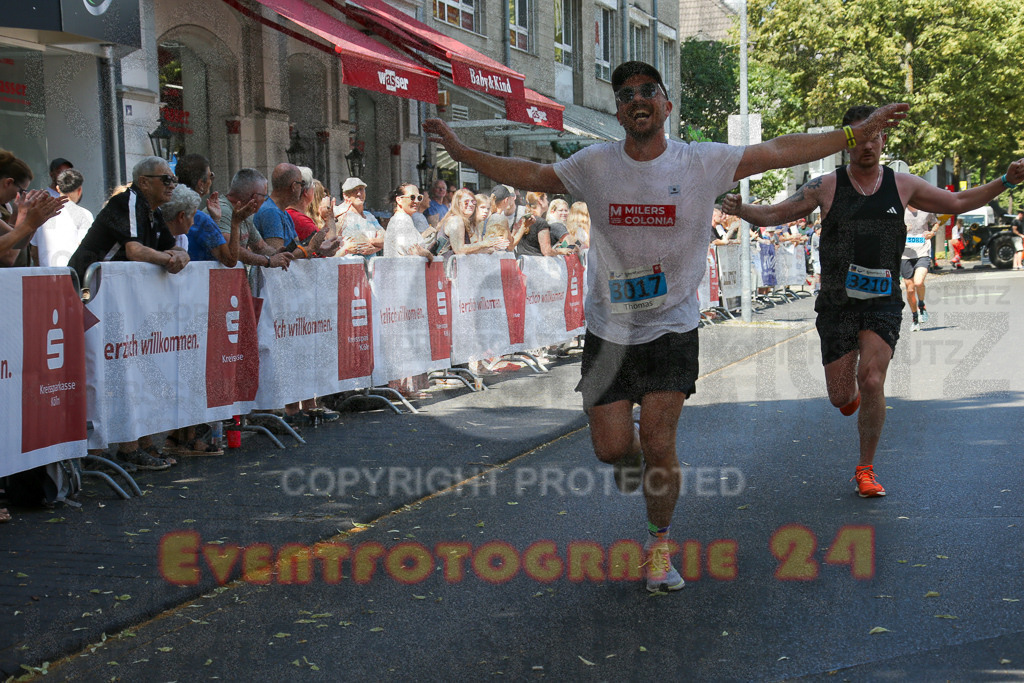 250621_1145_EX1_3946 | Sportfotografie im Rhein-Sieg Kreis, Köln, Bonn, NRW, Rheinland Pfalz, Hessen, etc. Unser Tätigkeitsfeld umfasst den Laufsport vom Volkslauf über den Marathon, Duathlon, Triathon bis zum Ultralauf wie Kölnpfad Ultra oder Schindertrail.