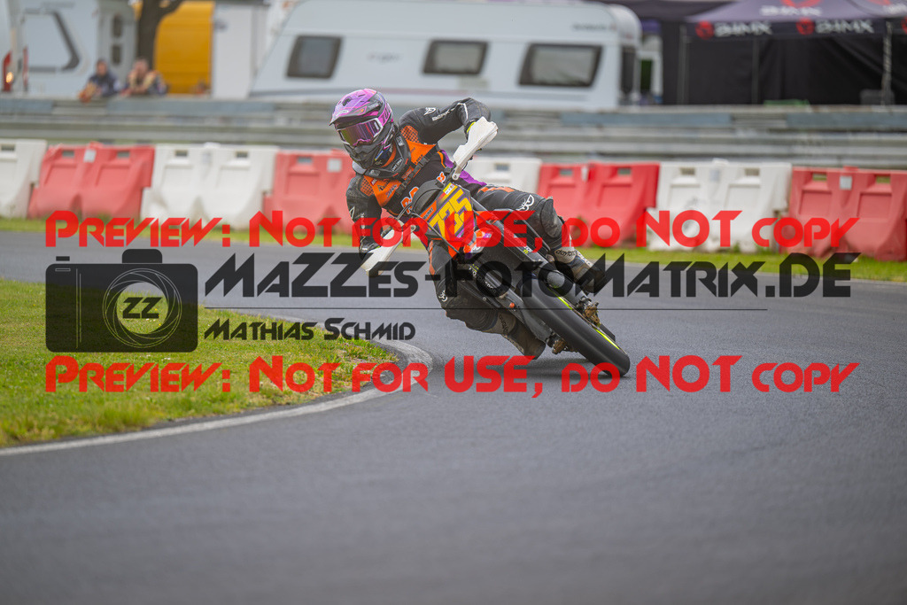 MaZZes-Fotomatrix-20260508-55811 | G4