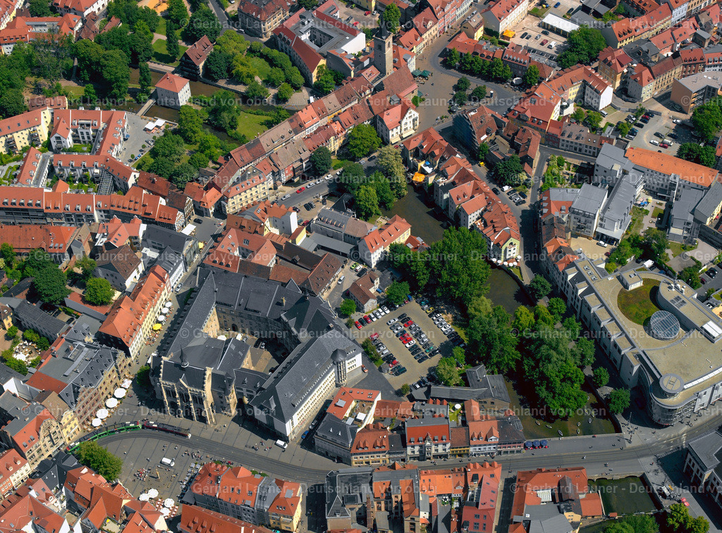 2413805 | Online-Shop für Luftbilder aus Deutschland. Seit über 45 Jahren baut Gerhard Launer das Luftbildarchiv mit unterschiedlichsten Themen stetig weiter aus.