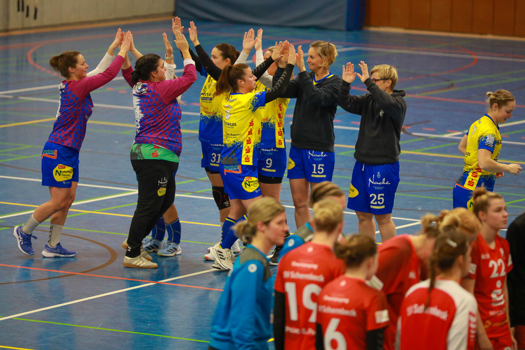 SvSchermbeck_SVN_061225_012 | Bildergalerie von Sport-Ereignissen aber auch von weiteren spannenden Dingen - nicht nur vom Niederrhein. In Anlehnung an den bekannten Spruch von Hanns Dieter Hüsch heißt das Motto: "Niederrhein ist überall".  - Realisiert mit Pictrs.com