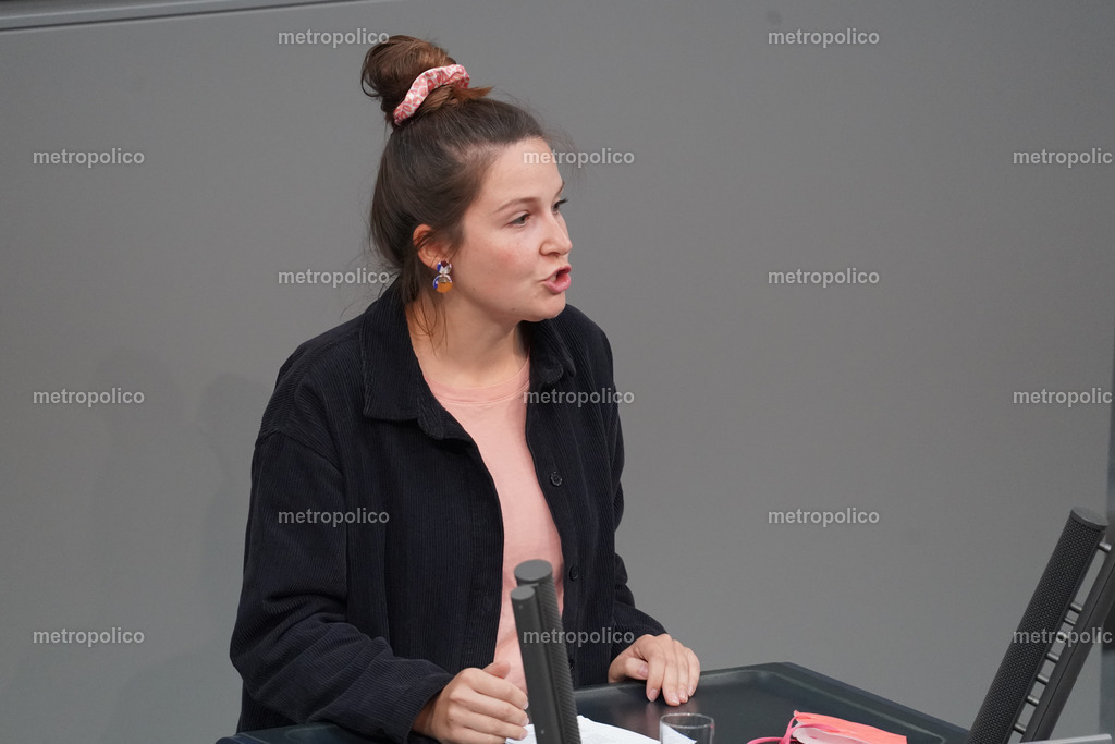 Saskia Weißhaupt (3) | Metropolico