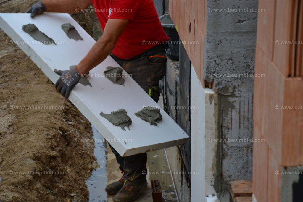 bib-lg05-abdichtungen-0026 | Nach LV-Leistungsgruppen sortierte Detailfotos über den Bau eines Hauses. Alle Hausbau-Bilder direkt vom Urheber und Autor der Website Haus-Selber-Bauen.com