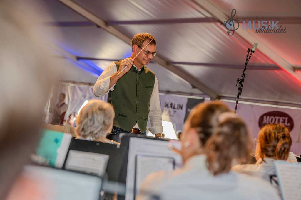 DSC_6196 | "Fussifoto.com – Ihr Ansprechpartner für hochwertige Fotografie! Entdecken Sie kreative Bilder und professionelle Dienstleistungen. Kontaktieren Sie uns für Ihre Projekte!"