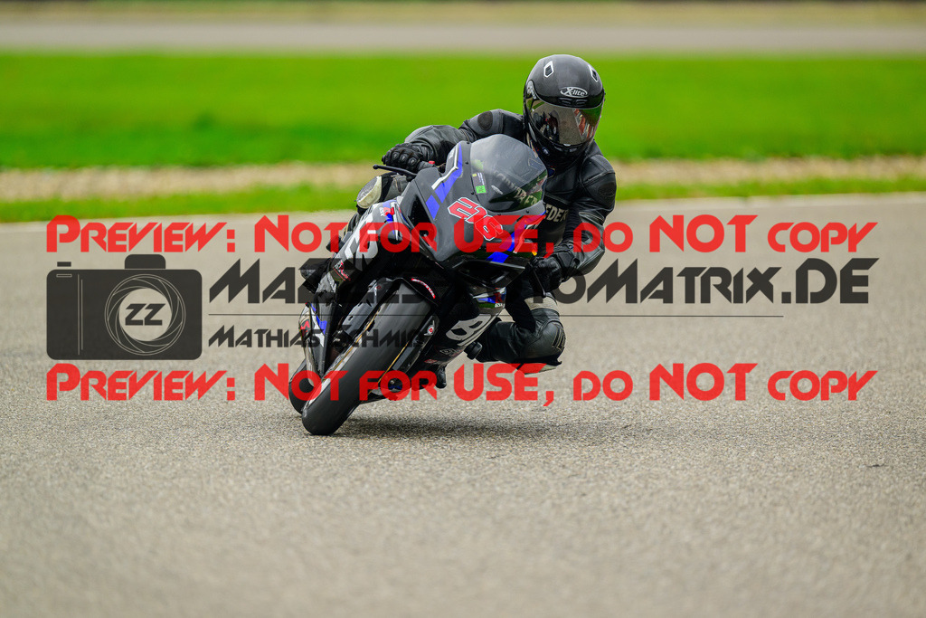 MaZZes_Fotomatrix_20241003_6007705_1189 | GRUEN