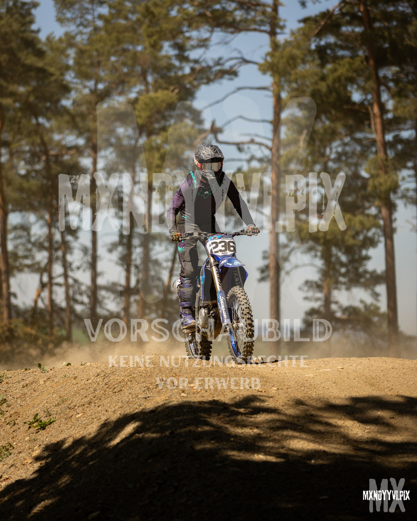 866A5033 | mxndyyvipix
