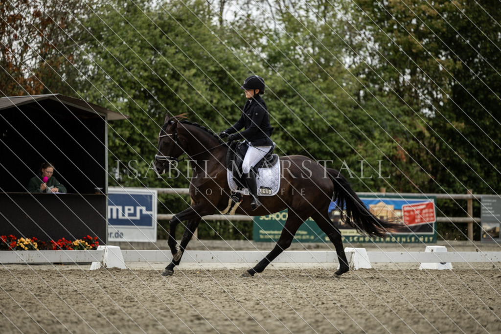 DK5A8439 | Isabel Marstall Fotografie - Realisiert mit Pictrs.com