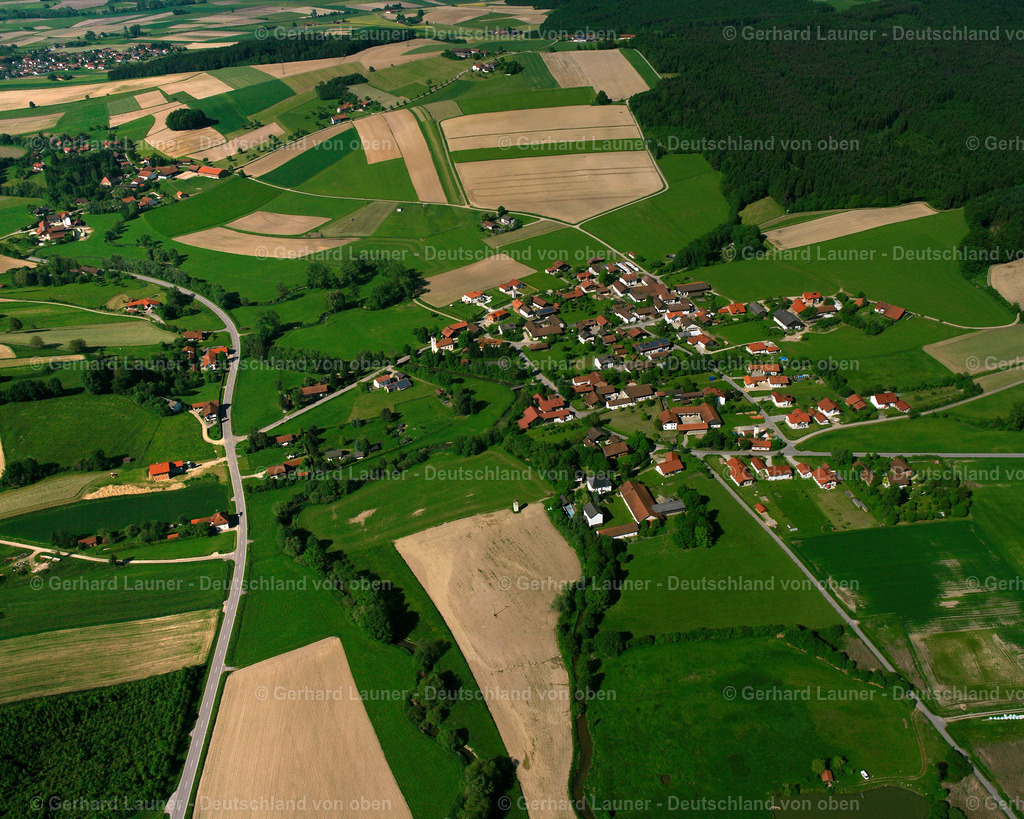 2517784 | Lengsham, Triftern