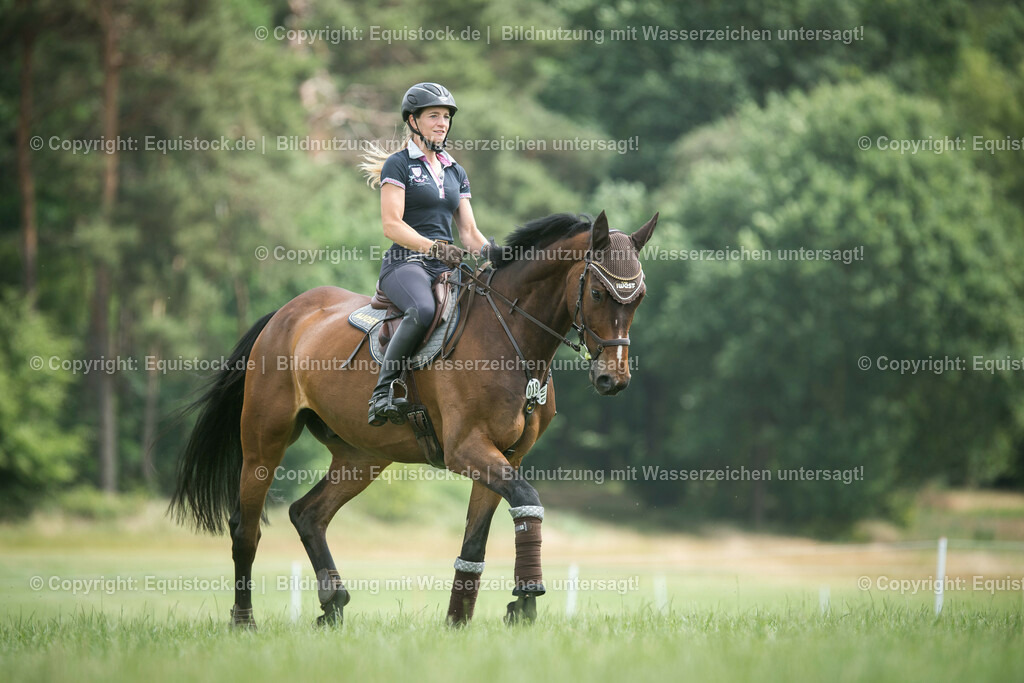 TS_20180615_Julia_Mestern_0012 | equistock