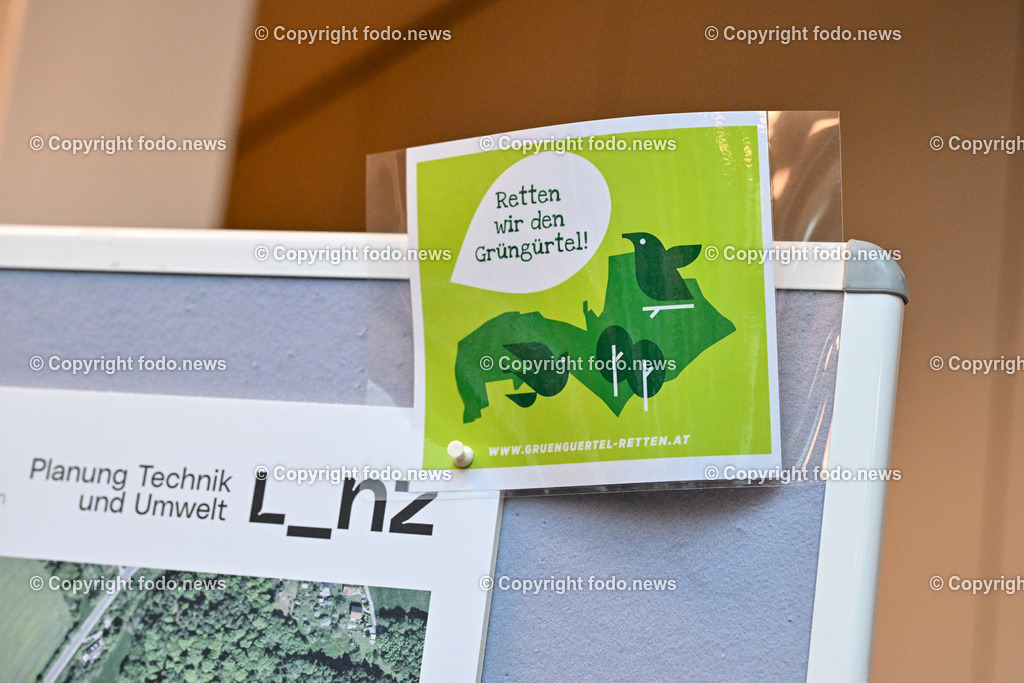 Linz_ Vorstellung Masterplan Digitaluni_ Univiertel_ 17.04.2024-28 | 17.04.2024, Johannes Kepler Universitaet Linz, AUT, Vorstellung Masterplan Digitaluni, Univiertel im Bild Besucher der Veranstaltung