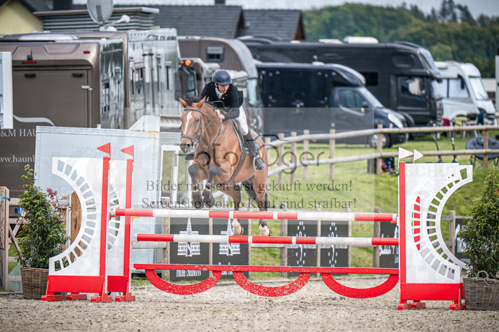 DOS_4498 | Entdecke hochwertige Reitturnierfotos von Foto Oger. Professionell, emotional und authentisch – jetzt Lieblingsmomente im Shop bestellen.Deutschlandweite Turnierfotografie. - Realisiert mit Pictrs.com