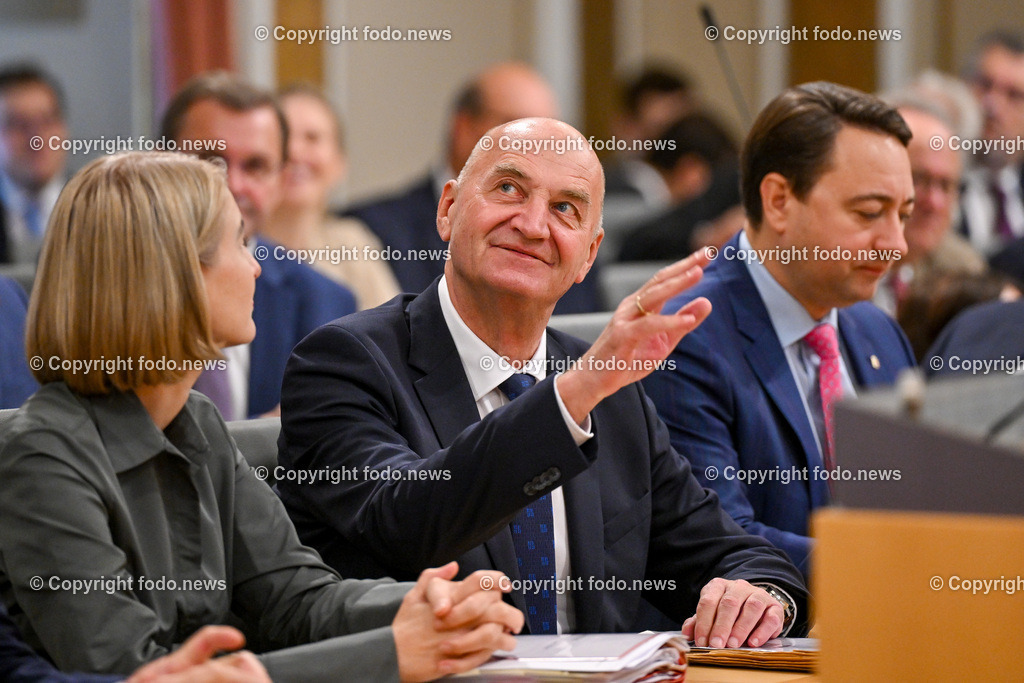 Landhaus Linz_ Promenade_ Landtagssitzung_ 24.10.2024-10 | 24.10.2024, Landhaus Linz AUT, Promenade, Landtagssitzung, im Bild LR Christian Doerfel (VP)