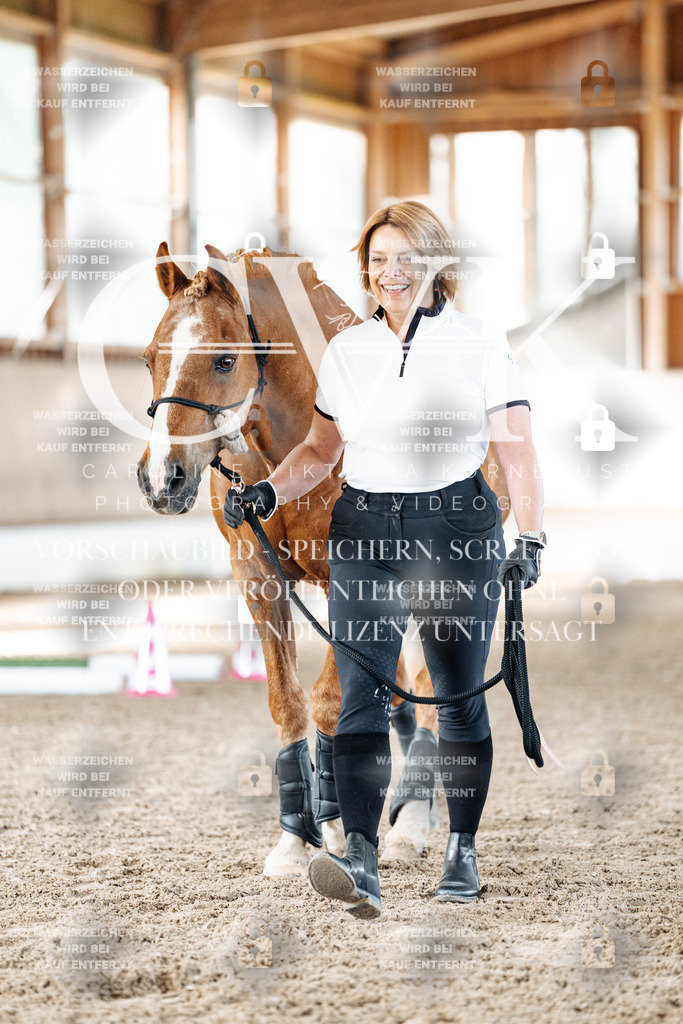 CK905613 | Turnierfotografie Pferdefotografie Trier Rheinland-Pfalz Pferdesport Reitsport Tierfotografie Sportfotografie Pferdevideo Pferdevideografie Equestrianvideography equestrianphotography  - Realisiert mit Pictrs.com