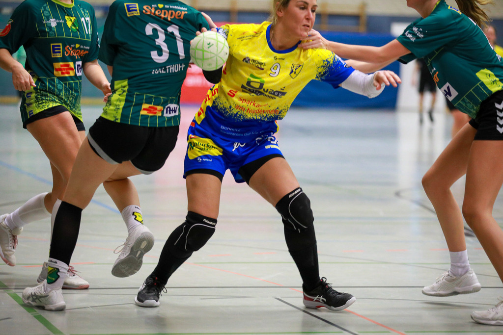 SVN_ SVFriedrichsfeld_141224_051 | Bildergalerie von Sport-Ereignissen aber auch von weiteren spannenden Dingen - nicht nur vom Niederrhein. In Anlehnung an den bekannten Spruch von Hanns Dieter Hüsch heißt das Motto: "Niederrhein ist überall".  - Realisiert mit Pictrs.com