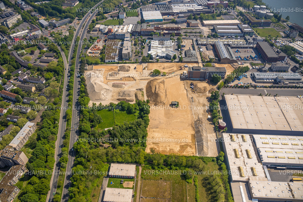 Duesseldorf240501381 | Luftbild, Baustelle am Gewerbegebiet Reisholzer Werftstraße, Düsseldorf Süd, Jobcenter, Holthausen, Düsseldorf, Rheinland, Nordrhein-Westfalen, Deutschland