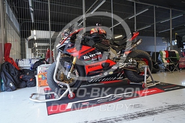 2023_04_07_PBK_10690 | Sportfotografie; SlowMotion; Video; Rennstrecke; Hafeneger; Speer; Racing; RSE; BMW; CBO; Trackday; Motorsportarena; Hockenheimring; Brno; Most; Barcelona; Valencia