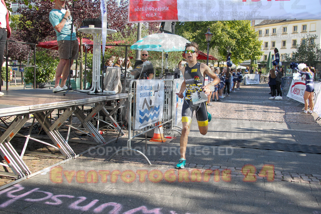 250824_1137_EV4_8980 | Sportfotografie im Rhein-Sieg Kreis, Köln, Bonn, NRW, Rheinland Pfalz, Hessen, etc. Unser Tätigkeitsfeld umfasst den Laufsport vom Volkslauf über den Marathon, Duathlon, Triathon bis zum Ultralauf wie Kölnpfad Ultra oder Schindertrail.