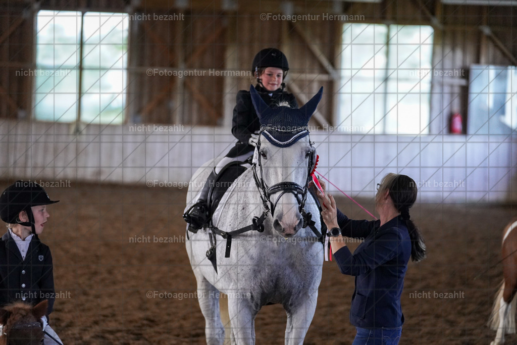 20230916-FAH08636 | Landsberg am Lech 2023, Turnierbildern, Turnierbilder Bayern, Reitsportfotograf, Pferdefotograf Bayern, Turnierfotos Landsberg, Fotoagentur Herrmann, Turnierfotografen Bayern