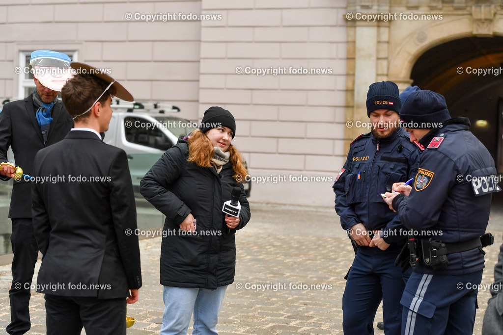 Medienkundgebung Linz gegen rechts_ gegen Burschenbundball_ 24.01.2023-2 | 24.01.2023, Linz, AUT, Medienkundgebung Linz gegen rechts, gegen Burschenbundball im Bild Kundgebungsteilnehmer