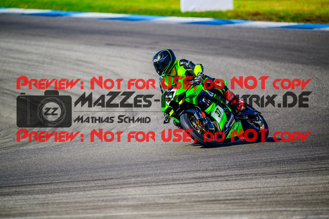 MaZZes_FotoMatrix_240520_6007705_2426 | WEISS