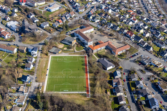 HB-Arnsberg220302016 | Luftbild, Fußballplatz DJK Grün-Weiß Arnsberg und Fröbelschule in Obereimer, Arnsberg, Sauerland, Nordrhein-Westfalen, Deutschland