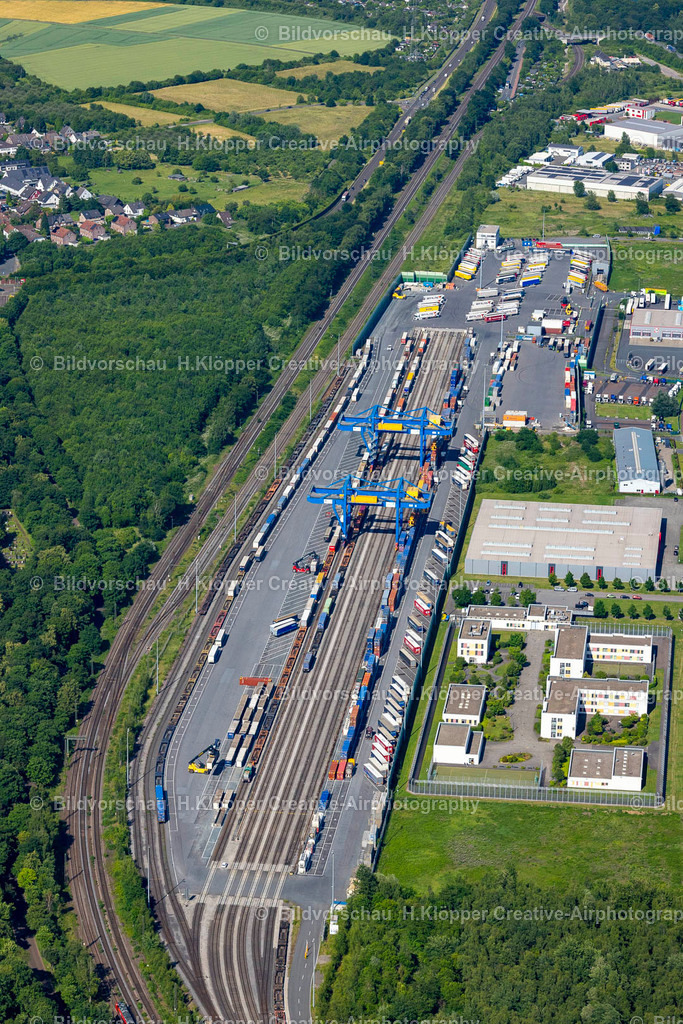 Luftbild Duisburg-4385 | Luftbild Container- Terminal " Samskip Multimodal Rail Terminal " im logport in Duisburg im Bundesland Nordrhein-Westfalen, Deutschland - Realisiert mit Pictrs.com