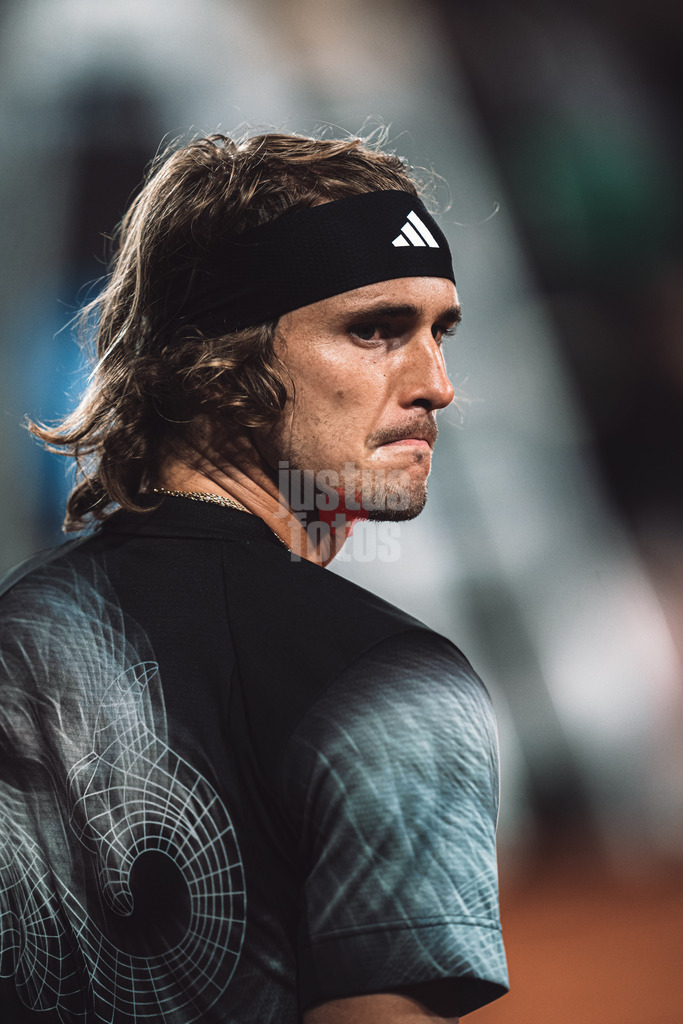 Tennis | Männer | ATP Tour 500 | European Open Hamburg | Alexander Sascha Zverev (GER) vs. Maximilian Marterer (GER) | 26.07.2023 | Alexander Sascha Zverev (GER) guckt traurig nachdenklich