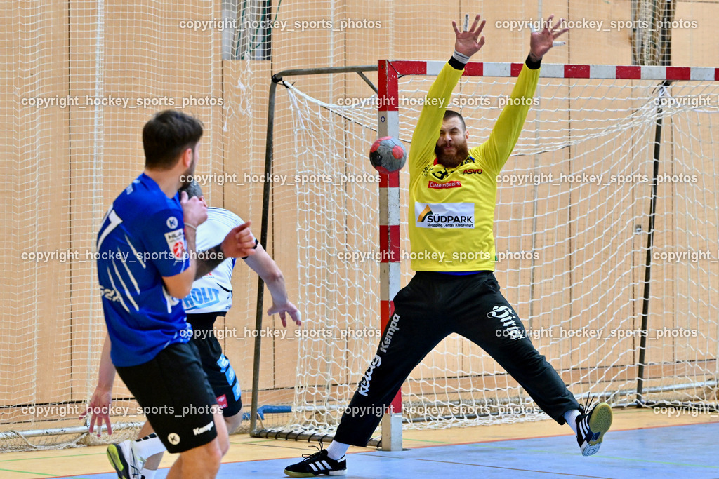 SC Ferlach vs. Schwaz Tirol Handball | #2 WANITSCHEK Alexander Schwaz Tirol Handball, #96 KONECNY Micha Martin SC Ferlach, SC Ferlach vs. Schwaz Tirol Handball, SC Ferlach vs. Schwaz Tirol Handball am 12.10.2024 in Ferlach (Ballspielhalle Ferlach), Austria, (Photo by Bernd Stefan)