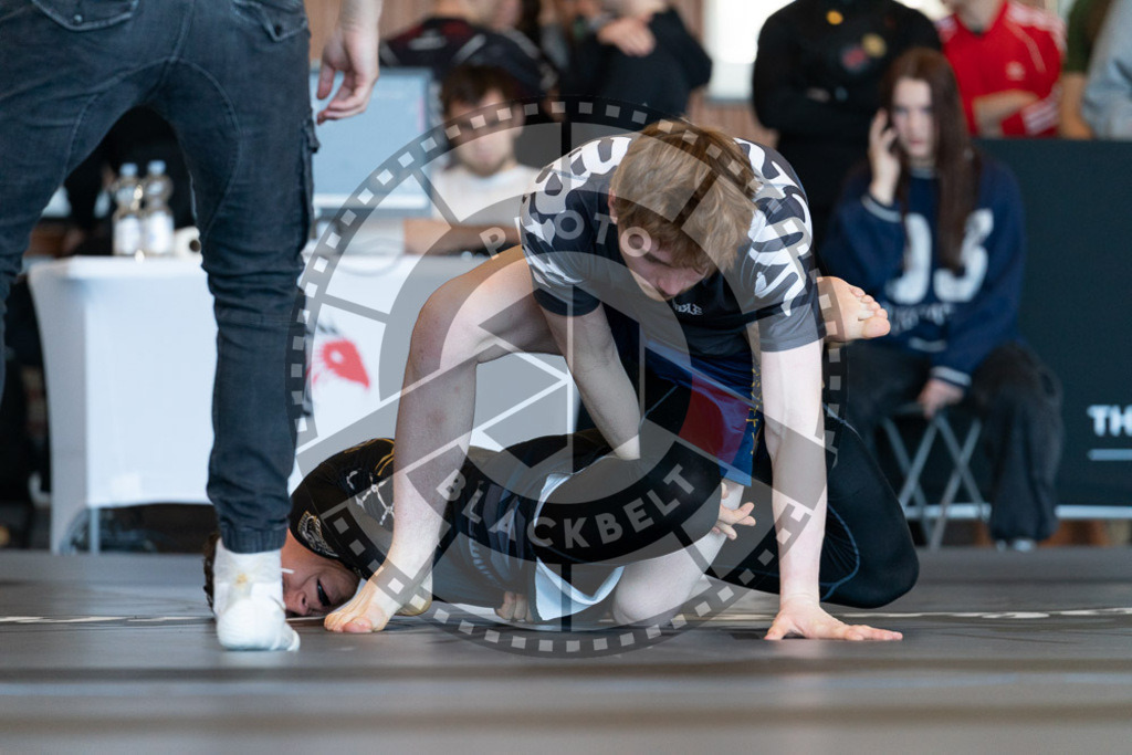 20250329PBB3250 | Fighters compete during the International Luta Livre (ILLCS) Germany IX Spring 2025 Competition spring on March 29, 2025 in Hannover, Germany.© Chiara Dazi