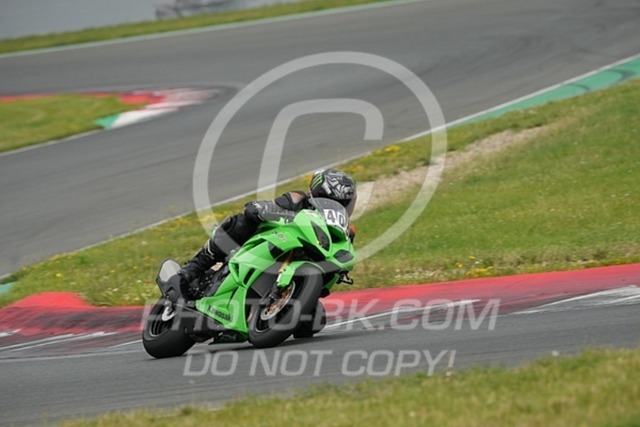 2024_07_04_PBK_13518 | Sportfotografie; SlowMotion; Video; Rennstrecke; Hafeneger; Speer; Racing; RSE; BMW; CBO; Trackday; Motorsportarena; Hockenheimring; Brno; Most; Barcelona; Valencia