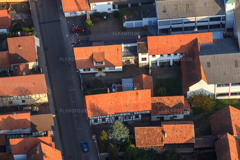 Luftbild: Rheinstraße, DBK in Kandel im Bundesland Rheinland-Pfalz in Deutschland. Foto: IMG_46440.jpg vom 12.11.2011 durch Werner Riehm/FLY-FOTO.de