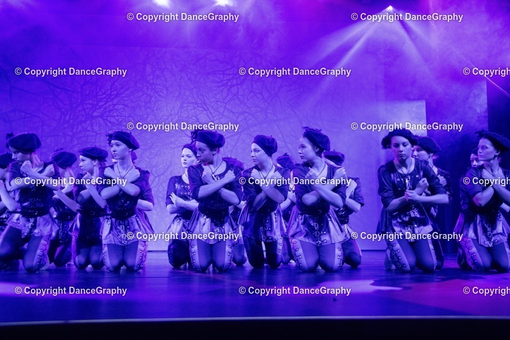 GPHY2727 | DanceGraphy - Realisiert mit Pictrs.com