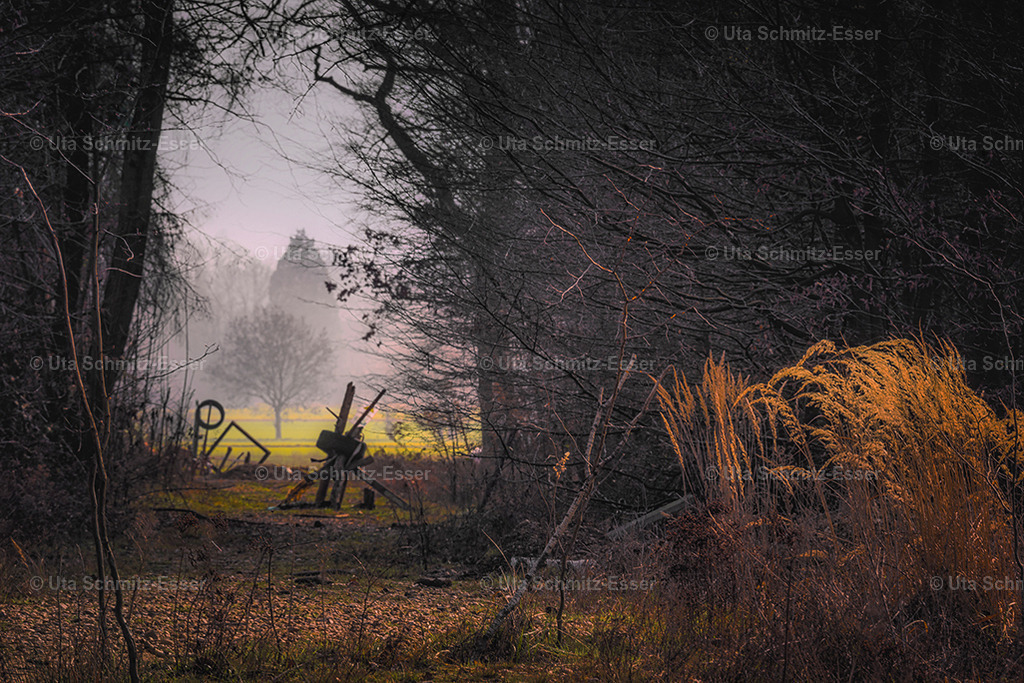 Hambacher Forst- die Barrikade-01 | CEUS Design - Realisiert mit Pictrs.com