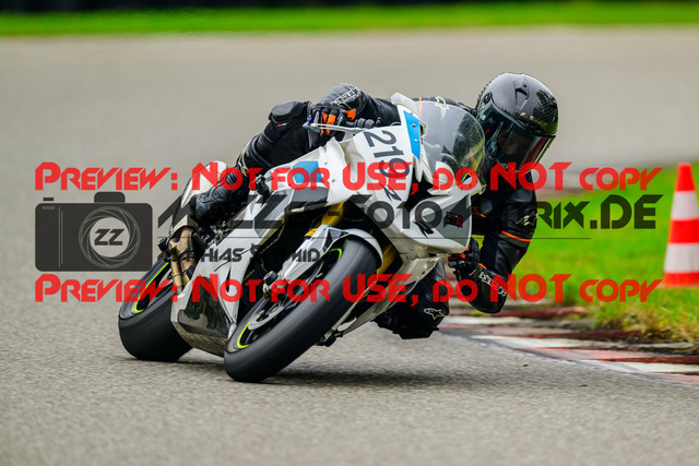 MaZZes_Fotomatrix_20241003_6007705_7243 | ROT