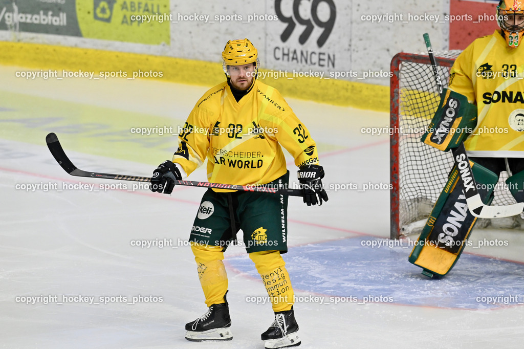 ATSE Graz vs. EHC Lustenau | #32 Stefan Daniel EHC Lustenau, ATSE Graz vs. EHC Lustenau, ATSE Graz vs. EHC Lustenau am 14.02.2026 in Graz (Merkur Eishalle ), Austria, (Photo by Bernd Stefan)