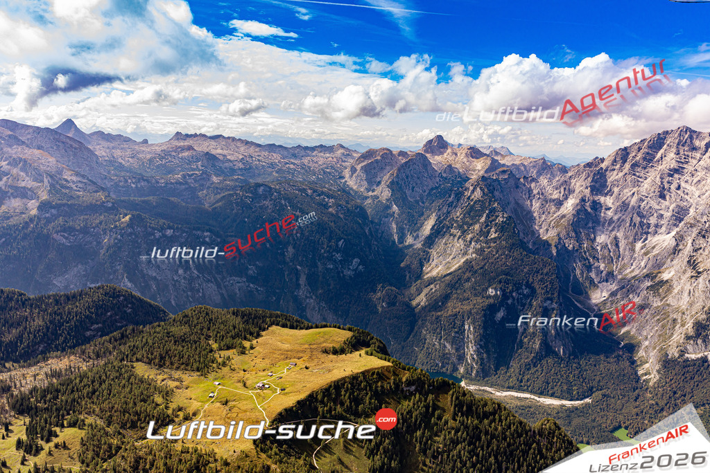 Die Luftbildaufnahme gotzenalm - Königssee wurde 2020 mittels Flugzeug (keine Drohne) erstellt. Perfekte Schärfe und Druck- Ergebnisse- Garantiert!