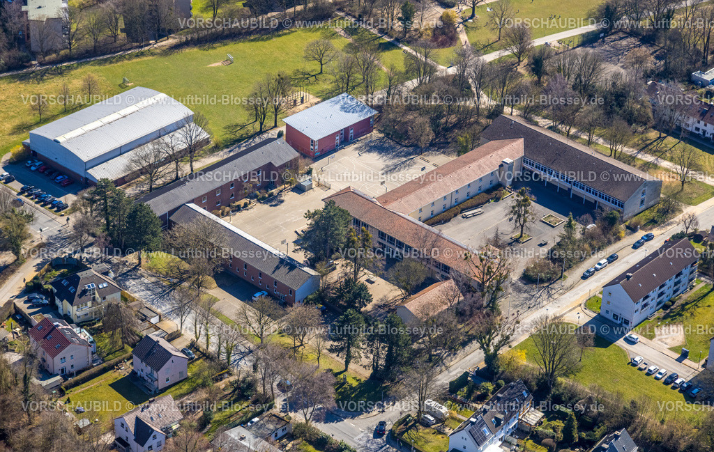 Hagen250303876 | Luftbild, Rahel-Varnhagen-Kolleg und Grundschule Emst, Großturnhalle Emst, Emst, Hagen, Ruhrgebiet, Nordrhein-Westfalen, Deutschland