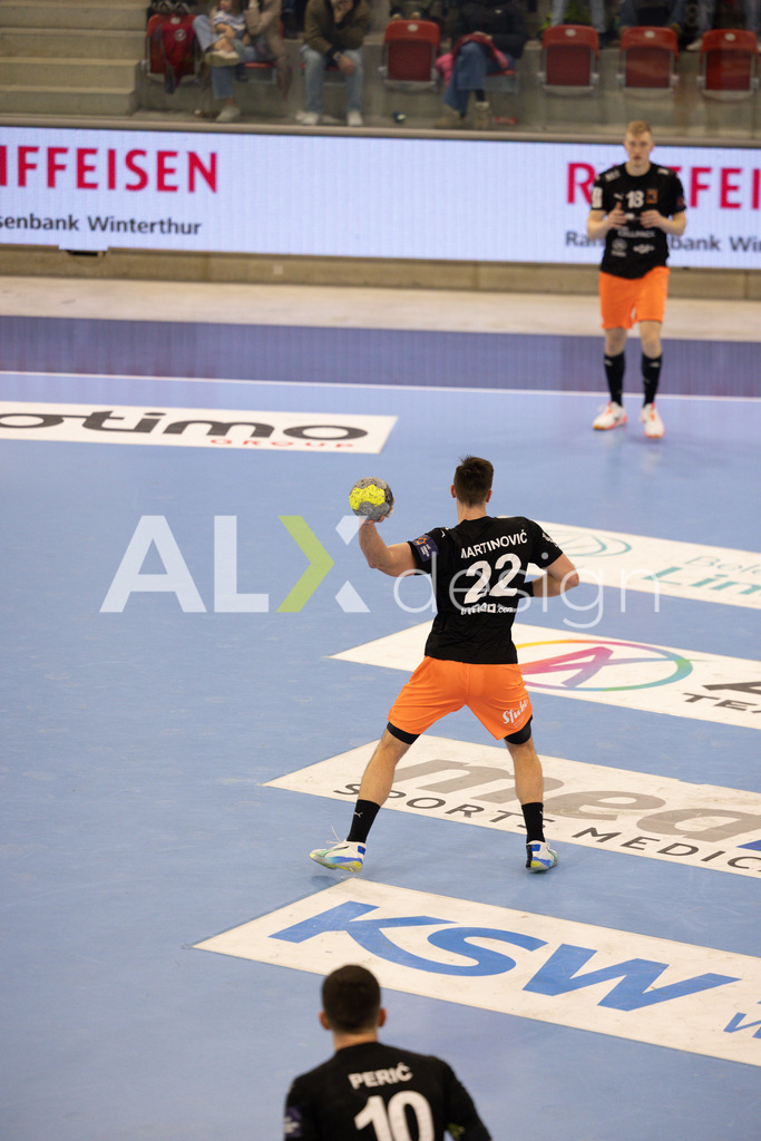 Handballen I Herren I Saison 2025-2026 I Quickline Handball League 2026 | Men I 18. Spieltag I Pfade Winterthur - Kadetten Schaffhausen I 20.12.2025 | 22 Patrik Martinovic (Kadetten Schaffhausen) - Rückraum rechts - Realisiert mit Pictrs.com