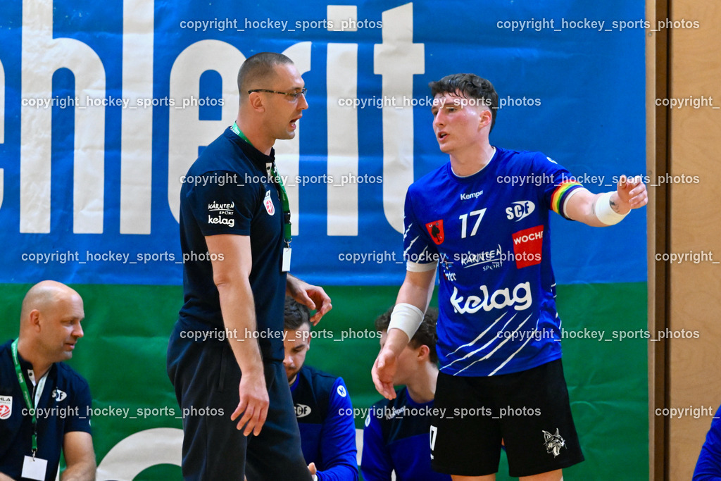 SC Ferlach vs. HC Linz AG 11.10.2023 | Headcoach SC Ferlach ARNAUDOVSKI Risto, #17 PAVLOV Hari SC Ferlach, SC Ferlach vs. HC Linz AG 11.10.2023, SC Ferlach vs. HC Linz AG am 11.10.2023 in Ferlach (Ballspielhalle Ferlach), Austria, (Photo by Bernd Stefan)