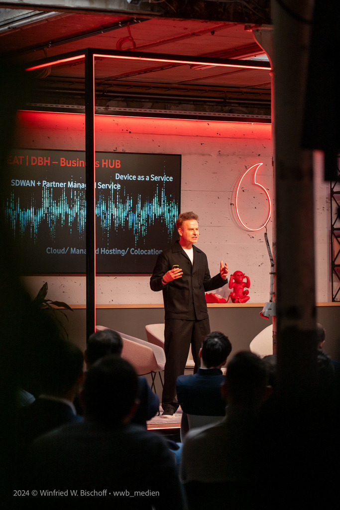 wwb_2010 | <Fotografie> <Video> <Film> <Winfried Bischoff> - Realisiert mit Pictrs.com