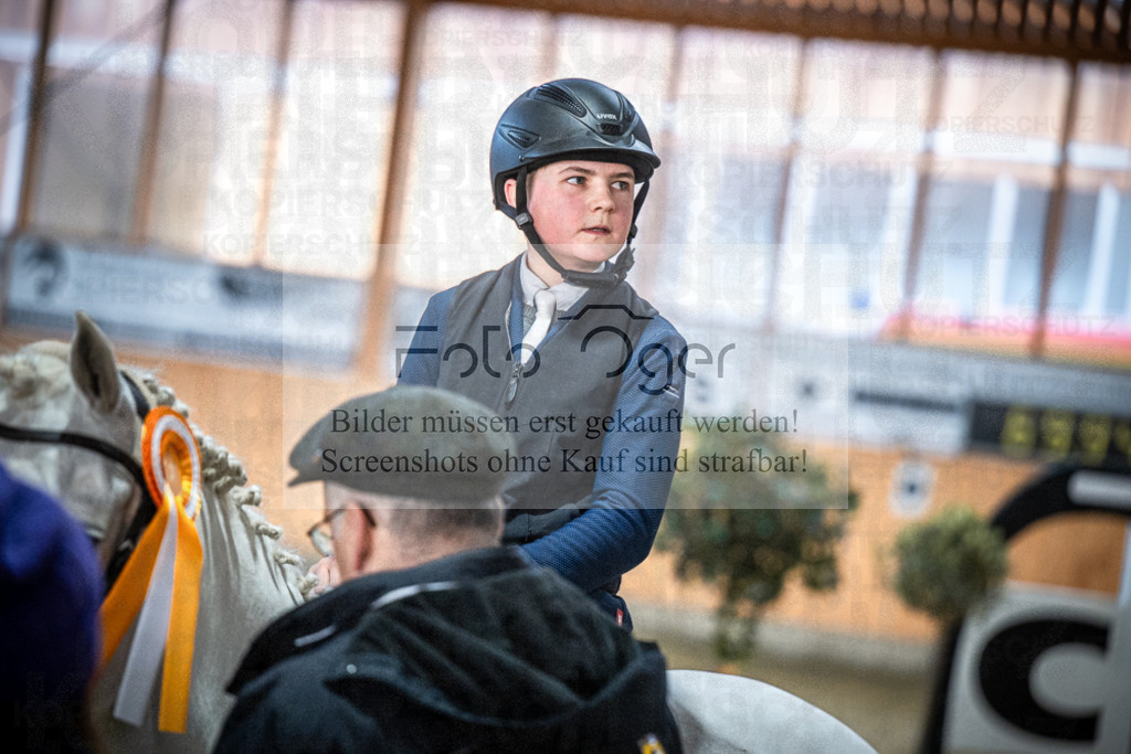 DOS_0008 | Entdecke hochwertige Reitturnierfotos von Foto Oger. Professionell, emotional und authentisch – jetzt Lieblingsmomente im Shop bestellen.Deutschlandweite Turnierfotografie. - Realisiert mit Pictrs.com