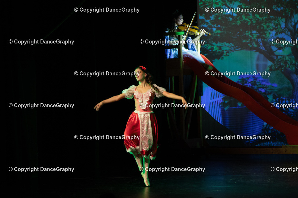 GPHY1989 | DanceGraphy - Realisiert mit Pictrs.com